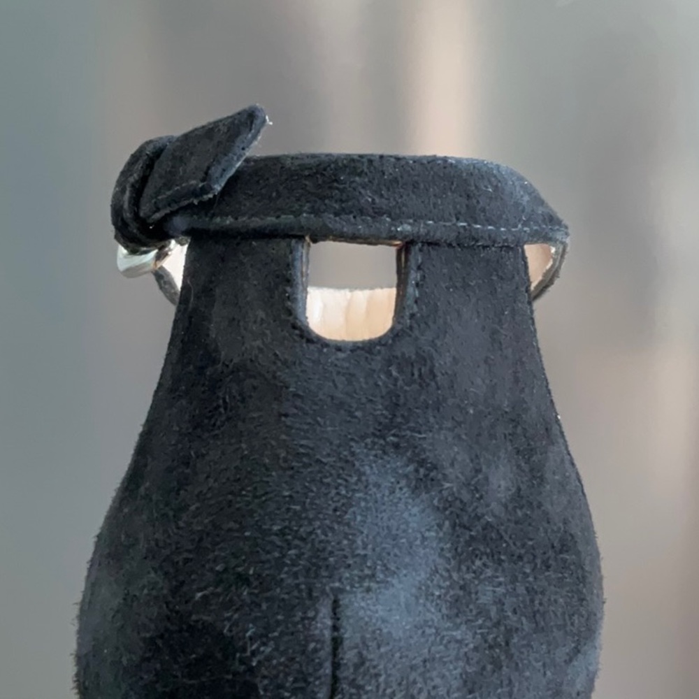 Stuart Weitzman Black Suede Sandal 7.5 - Picture 12 of 12